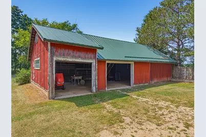 W340N8177  Townline Rd, Lac La Belle, WI 53066 - Photo 22