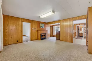W340N8177 Townline Rd, Lac La Belle, WI 53066 - Photo 8
