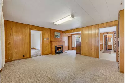 W340N8177  Townline Rd, Lac La Belle, WI 53066 - Photo 6