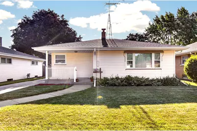 7815  42nd Ave, Kenosha, WI 53142 - Photo 2