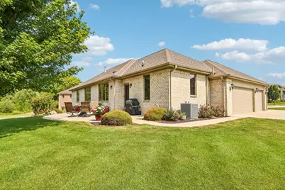6735  Blue River Way, Racine, WI 53402 - Photo 72