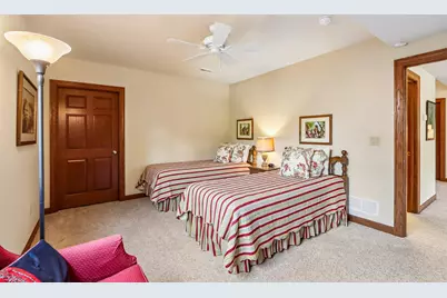 6735  Blue River Way, Racine, WI 53402 - Photo 50