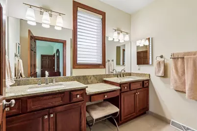 6735  Blue River Way, Racine, WI 53402 - Photo 44