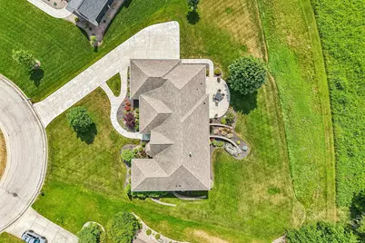 6735  Blue River Way, Racine, WI 53402 - Photo 86