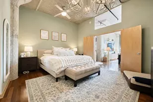 311 E Erie St, Milwaukee, WI 53202 - Photo 20