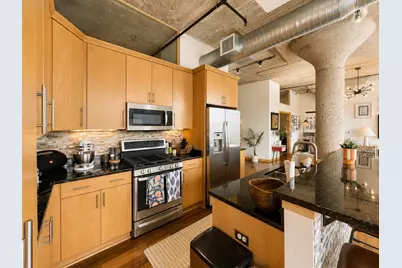 311 E Erie St #217, Milwaukee, WI 53202 - Photo 16