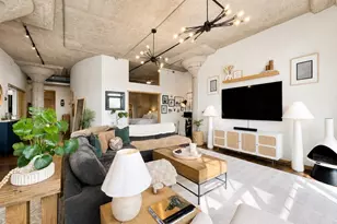 311 E Erie St, Milwaukee, WI 53202 - Photo 10