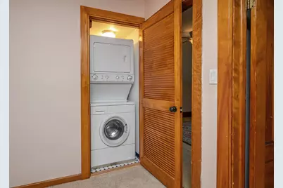 8000  Warren Ave, Wauwatosa, WI 53213 - Photo 40