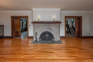 8000 Warren Ave, Wauwatosa, WI 53213 - Photo 10