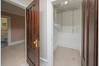8000  Warren Ave, Wauwatosa, WI 53213 - Photo 28