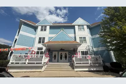 123  Center St #201, Lake Geneva, WI 53147 - Photo 2