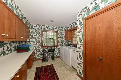 15260  Cascade Dr, Elm Grove, WI 53122 - Photo 14