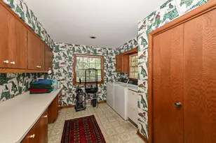 15260 Cascade Dr, Elm Grove, WI 53122 - Photo 14