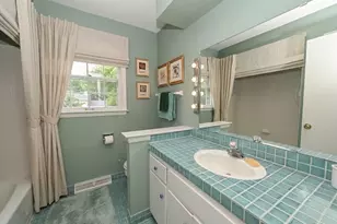 15260 Cascade Dr, Elm Grove, WI 53122 - Photo 28