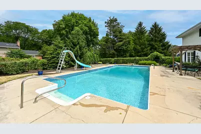 15260  Cascade Dr, Elm Grove, WI 53122 - Photo 40
