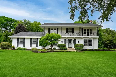 15260  Cascade Dr, Elm Grove, WI 53122 - Photo 1