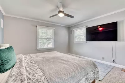 8246  Firwood Ln, Greendale, WI 53129 - Photo 32