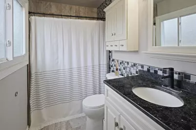 312 N 7th St, Racine, WI 53185 - Photo 16