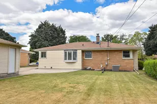 3762 S 77th St, Milwaukee, WI 53220 - Photo 26