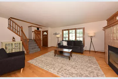2902  Berkshire Dr, Waukesha, WI 53188 - Photo 4