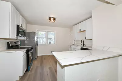 8034 W Grantosa Dr, Milwaukee, WI 53218 - Photo 10