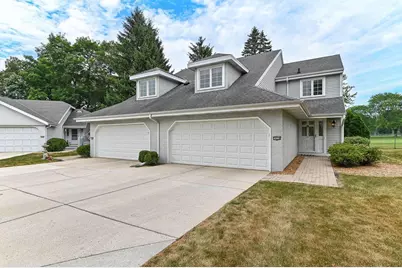 7436 W Tuckaway Creek Dr, Franklin, WI 53132 - Photo 1