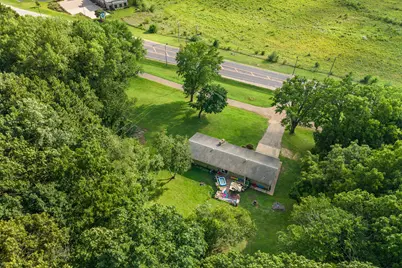 809  Holmen Dr, Holmen, WI 54636 - Photo 12