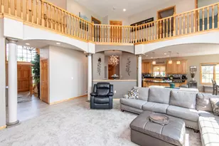 N16W29803 Brookstone Cir, Delafield, WI 53072 - Photo 8