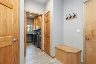 N16W29803 Brookstone Cir, Delafield, WI 53072 - Photo 32