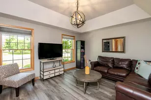 N16W29803 Brookstone Cir, Delafield, WI 53072 - Photo 10