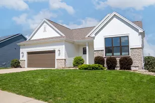 534 Foxfield Rd, Oregon, WI 53575 - Photo 2