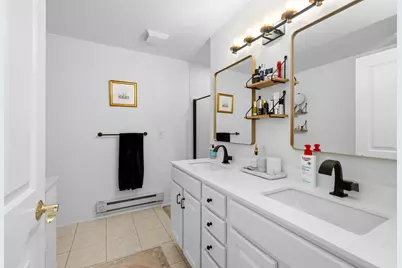 1712 N Marshall St, Milwaukee, WI 53202 - Photo 14