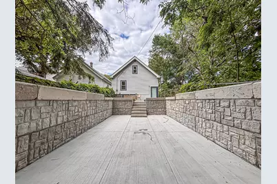1743 E Bennett Ave, Milwaukee, WI 53207 - Photo 44