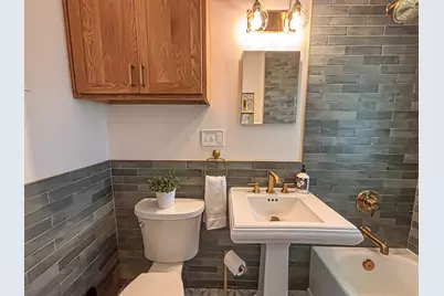1743 E Bennett Ave, Milwaukee, WI 53207 - Photo 18