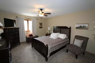 217 S 7th St, Racine, WI 53185 - Photo 4