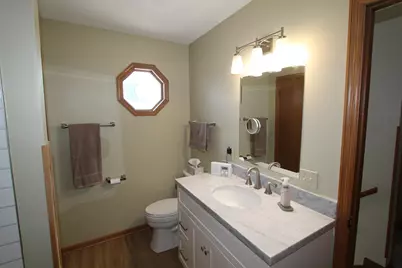 217 S 7th St #15, Racine, WI 53185 - Photo 20