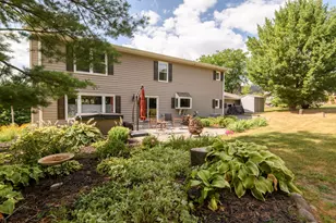 W5247 Plantation Rd, Sugar Creek, WI 53121 - Photo 6