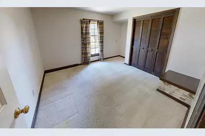 18075  Whippletree Ct, Brookfield, WI 53045 - Photo 14