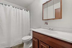 4270 W Cherrywood Ln, Brown Deer, WI 53209 - Photo 14