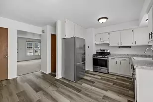 4270 W Cherrywood Ln, Brown Deer, WI 53209 - Photo 6