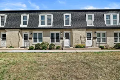 4270 W Cherrywood Ln, Brown Deer, WI 53209 - Photo 24