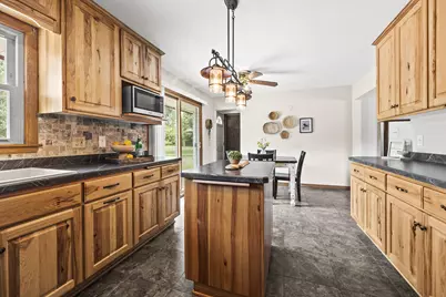 N58W21816  Maclynn Dr, Menomonee Falls, WI 53051 - Photo 22
