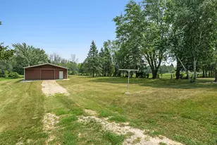 414 N 6th St, Reedsville, WI 54230 - Photo 6
