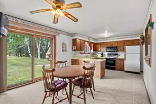 414 N 6th St, Reedsville, WI 54230 - Photo 12