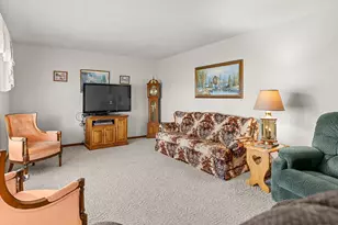 414 N 6th St, Reedsville, WI 54230 - Photo 14