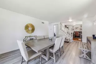 N78W15289 Haymeadow Rd, Menomonee Falls, WI 53051 - Photo 4