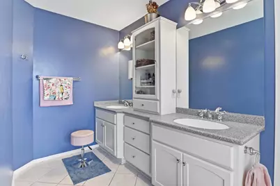 2800  Berkshire Dr, Waukesha, WI 53188 - Photo 18