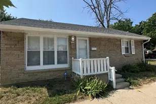 5525 N Long Island Dr, Milwaukee, WI 53209 - Photo 2