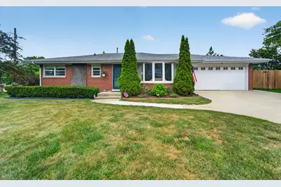 704  Roosevelt Ave, Racine, WI 53406 - Photo 30