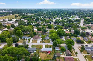 704 Roosevelt Ave, Racine, WI 53406 - Photo 34